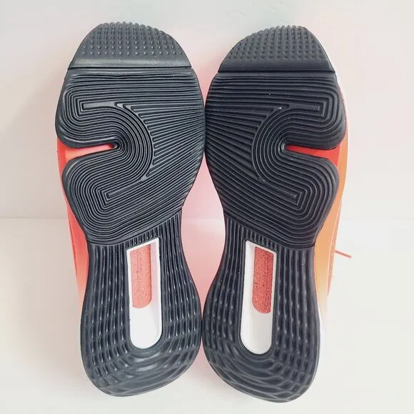 NEW Nike Womens Vesair Training Shoes DZ3547-600 Size 8.5 Bright Crimson