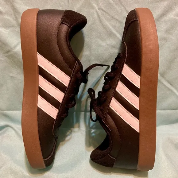 New With Box, Adidas, Boys Size 4.5, Black &amp; White, Skateboarding Tennis Shoes