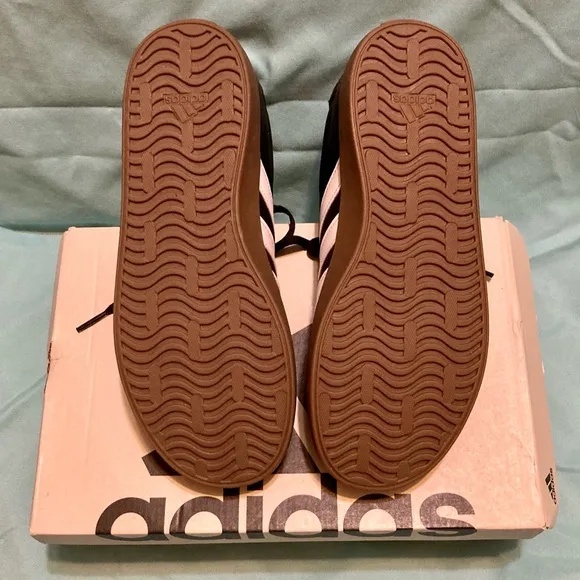 New With Box, Adidas, Boys Size 4.5, Black &amp; White, Skateboarding Tennis Shoes