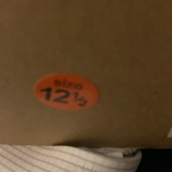 New with box , the North Face , Futurelight orange tennis shoes sz 12&amp;1/2
