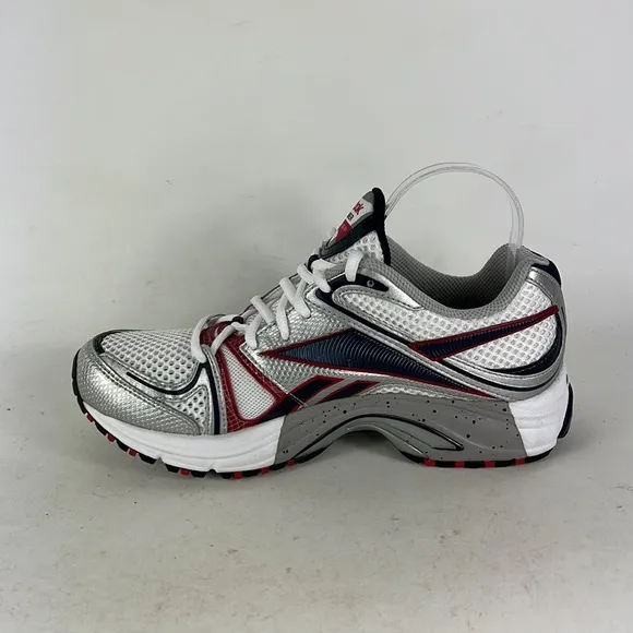 New Reebok white silver red premier road plus VI running sneakers mens size 7