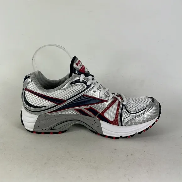 New Reebok white silver red premier road plus VI running sneakers mens size 7