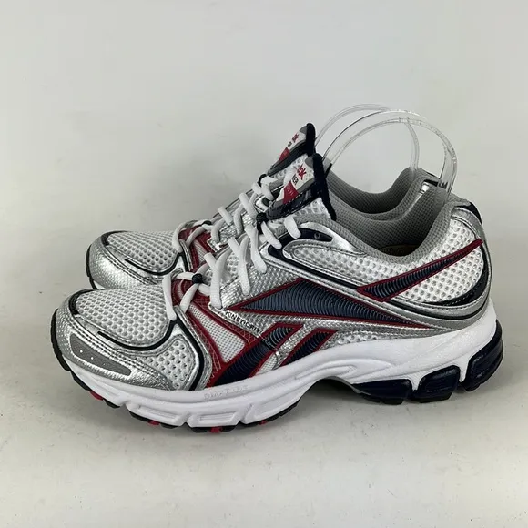 New Reebok white silver red premier road plus VI running sneakers mens size 7