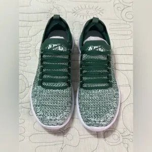 NIB APL Techloom Breeze Sneakers Sz 7.5 Great Green/Peppermint/Ombre