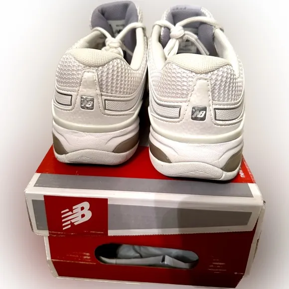 NIB NARROW NB 1005 NEW BALANCE TENNIS SHOES Sz: 8.5 AA White
