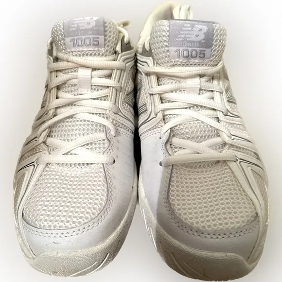 NIB NARROW NB 1005 NEW BALANCE TENNIS SHOES Sz: 8.5 AA White
