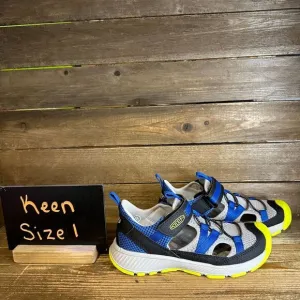 NIB New Big Kids Keen Motozoa Gray‎ Outdoor Water Hiking Shoes Sandals Size 1 Y
