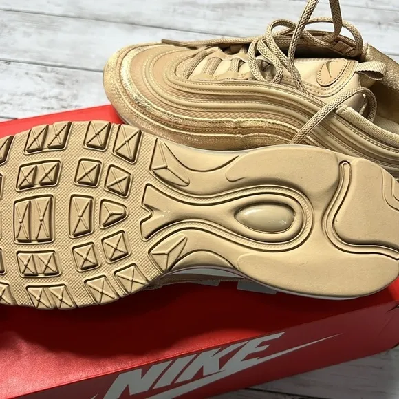 *NIB Nike Air Max 97 Gold Sneakers Tennis Shoes