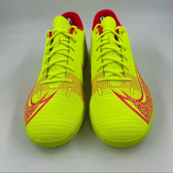 NIB! 🥾 Nike Womens Vapor 14 Club IC Volt Indoor Court Soccer Shoes - Size 12.5