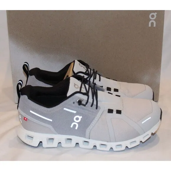 NIB ON CLOUD WOMEN'S CLOUD 5 RUNNING SHOES SNEAKERS GLACIER WHITE SZ 6 NEW
