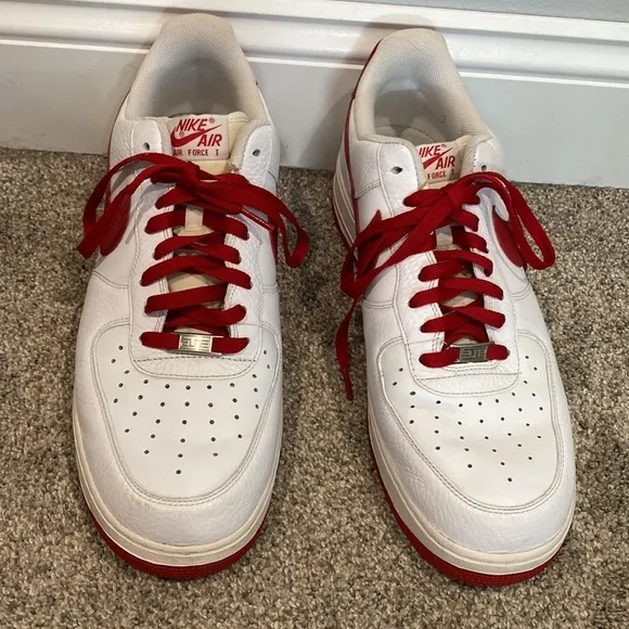 Nike Air Air Force One Red and White EUC Tennis Shoes - Size 14