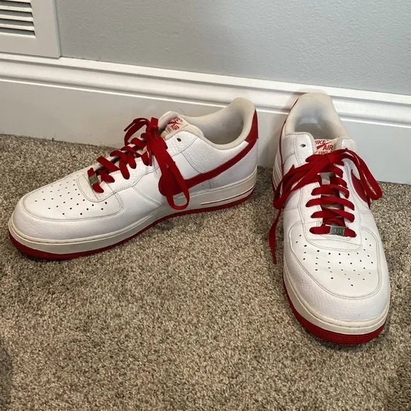 Nike Air Air Force One Red and White EUC Tennis Shoes - Size 14