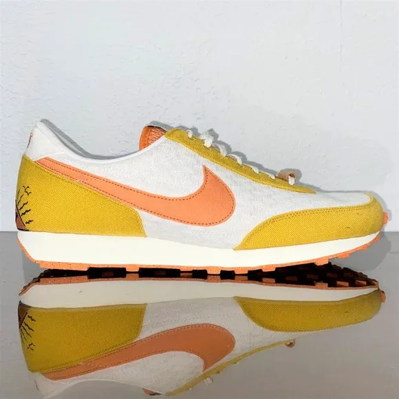 Nike Air Daybreak SE Sun Club DM7605-101 Sail Hot Curry Women's Shoes Size 12