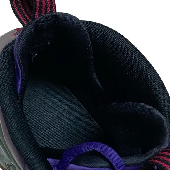 Nike Air Foamposite One Iridescent Purple Womens Size 8 Sneakers 644791-602