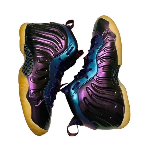 Nike Air Foamposite One Iridescent Purple Womens Size 8 Sneakers 644791-602