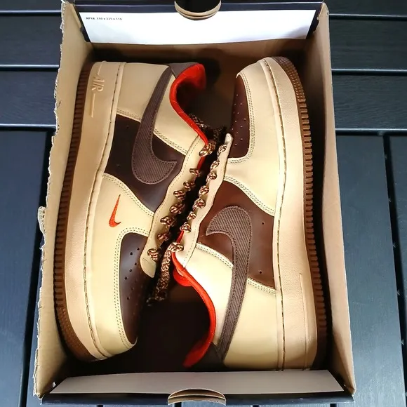 Nike Air Force 1 '07 Light British Tan Cacao HQ3447-222 Men's Size 9.5 - New NA