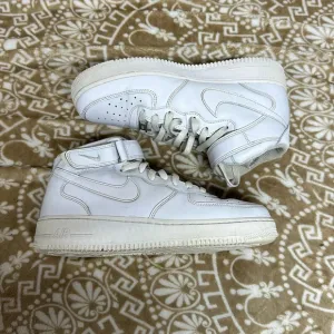 Nike Air Force 1 AF1 White Mid Top Shoes -  Men’s 9.0. CW2289-111