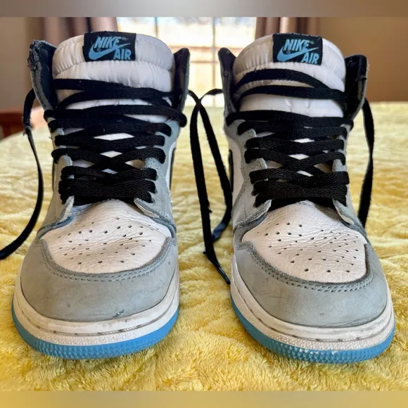 Nike Air Jordan 1 Retro High OG University Blue Sneakers Tennis Shoes