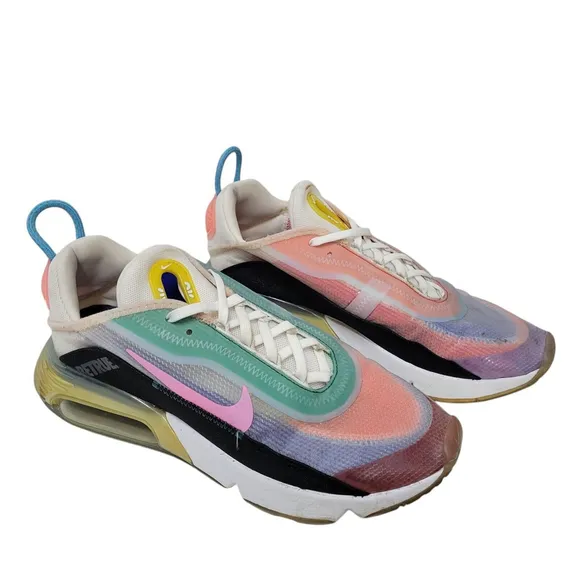 Nike Air Max 2090 BeTrue CZ4090-900 Women's. Size 8.5. Excellent Condition