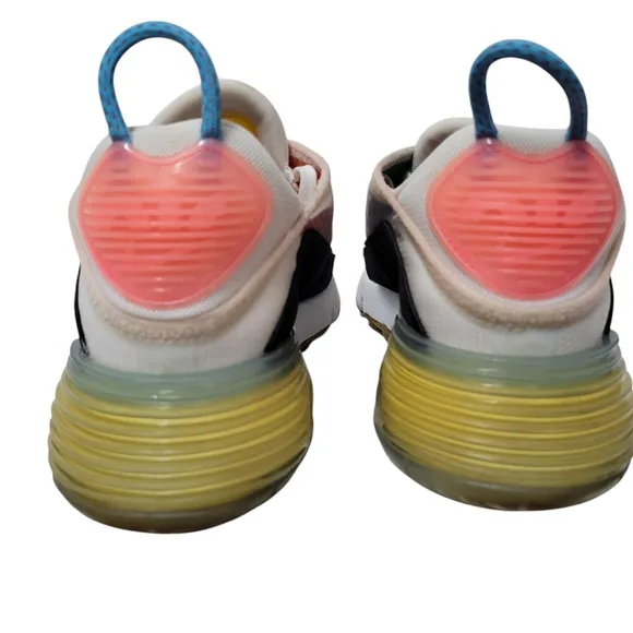 Nike Air Max 2090 BeTrue CZ4090-900 Women's. Size 8.5. Excellent Condition