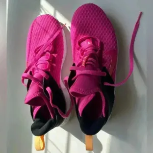 Nike Air Max Bella TR 2 Women’s Shoes, Size 7