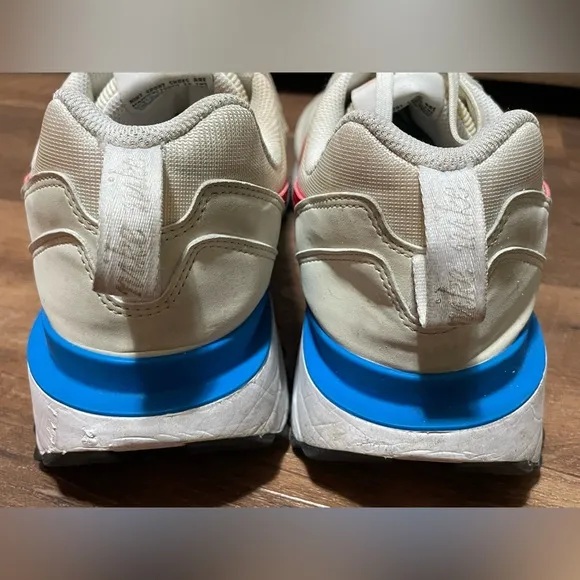 Nike Air Max Dawn red white blue sneaker tennis shoes mens size 12