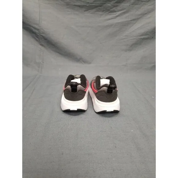 Nike Air Max Dawn Toddler's Slip-On Sneakers Gray Black Red Size 6 NEW IN BOX!