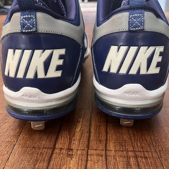 Nike air max Mens baseball cleats blue white Sz 16 shoes athletic