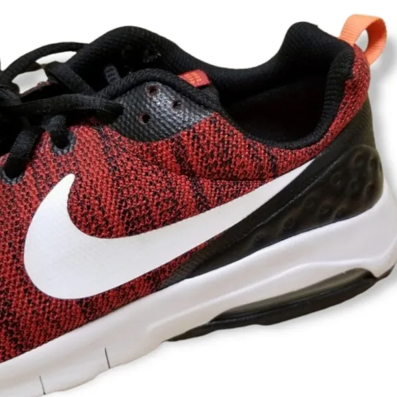 Nike Air Max Motion Training Shoe Low Red and Black Unisex Children's Size 7Y