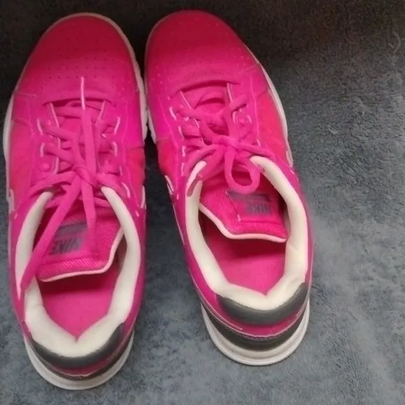 Nike Air Vapor Ace Tennis Shoes Women’s size 7.5
