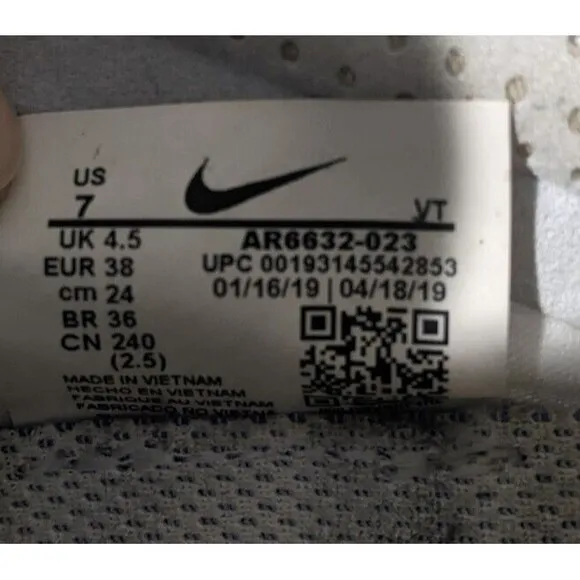 Nike Air Vapormax 2019 Women’s Football Grey Purple Sz 7 AR6632-023