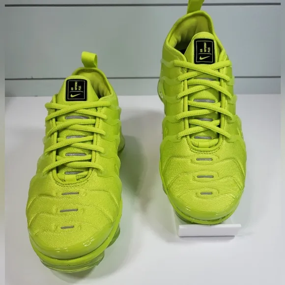 Nike Air VaporMax Plus Tennis Ball DX1784-300 Neon Green Running Shoes Women 6.5