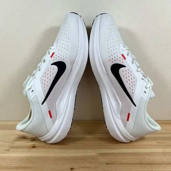 Nike Air Winflo 10 road running shoes Mens 12 White Black Light Crimson