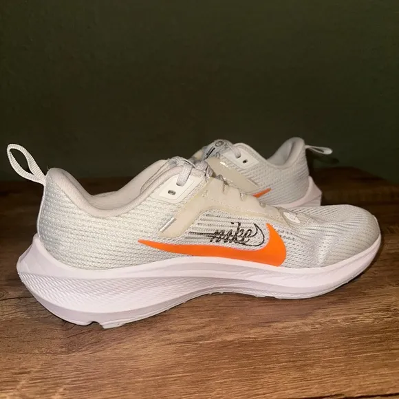 Nike Air Zoom Pegasus 40 PROlder Kids' Road Running Shoes size 6Y /7.5 women’s