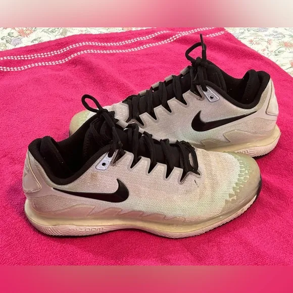 Nike Air Zoom Vapor Knit Tennis Shoes Purple Womens Size 10