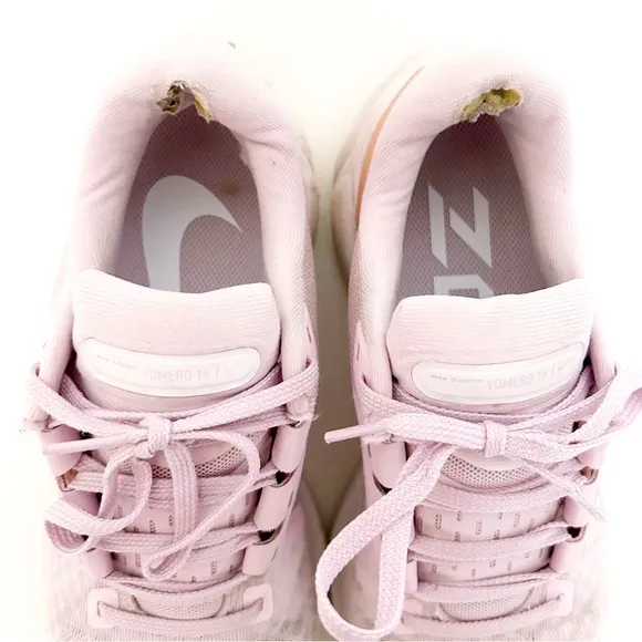 Nike Air Zoom Vomero 16 Road Running Athletic Tennis Shoes Pink Sneakers 8.5