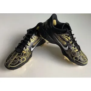 Nike Alpha Huarache Elite 3 Low Black Gold Men’s Size 7 Baseball Cleats NEW