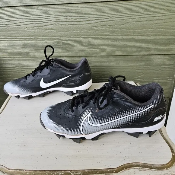 Nike Alpha Huarache Elite 4 Low DJ6524-011 Baseball Cleats Black Men’s Size 9.5