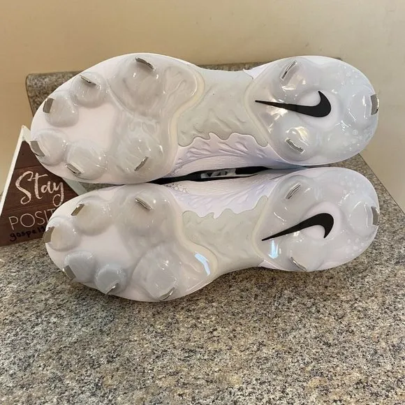Nike Alpha Huarache Elite 4 Low FD2745-100 White Baseball Cleats‎ Men’s size 13