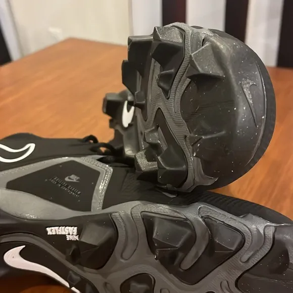 Nike Alpha Menace 3 Shark Football Cleats shoes CV0584-010 Men’s Size 11.5 Wide