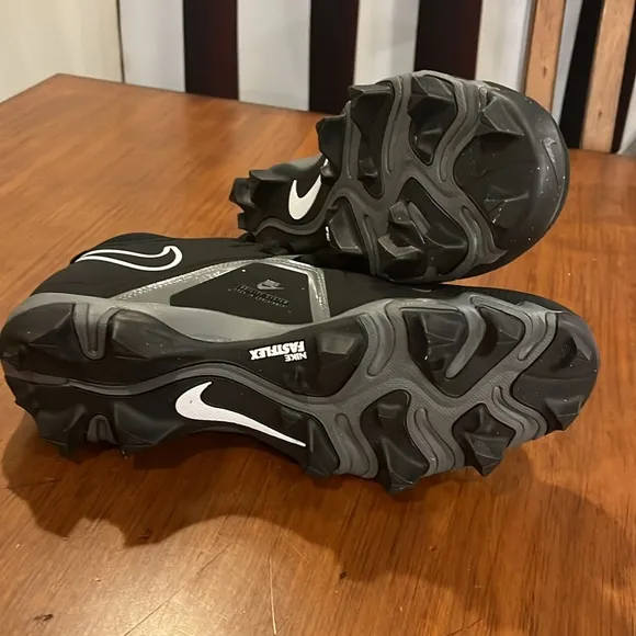 Nike Alpha Menace 3 Shark Football Cleats shoes CV0584-010 Men’s Size 11.5 Wide