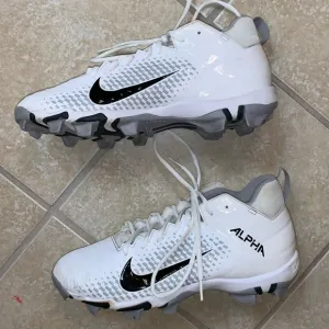 NIKE ALPHA MEN’s white cleats shoes size 9