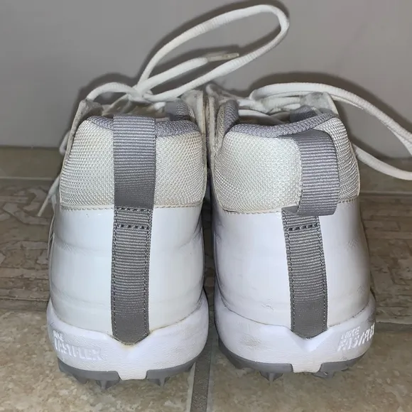 NIKE ALPHA MEN’s white cleats shoes size 9