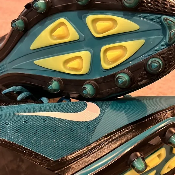 Nike Alpha Talon Elite Football cleats shoes new Eagles color 534769 415 Mens 15