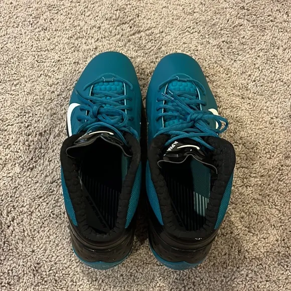 Nike Alpha Talon Elite Football cleats shoes new Eagles color 534769 415 Mens 15