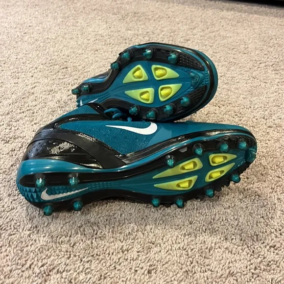 Nike Alpha Talon Elite Football cleats shoes new Eagles color 534769 415 Mens 15