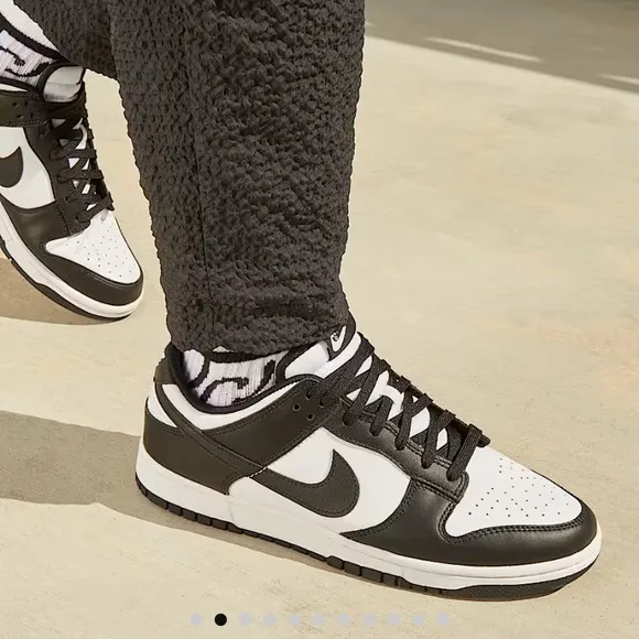 NIKE ❤️ Authentic Dunk Low Tennis Shoes- NEW