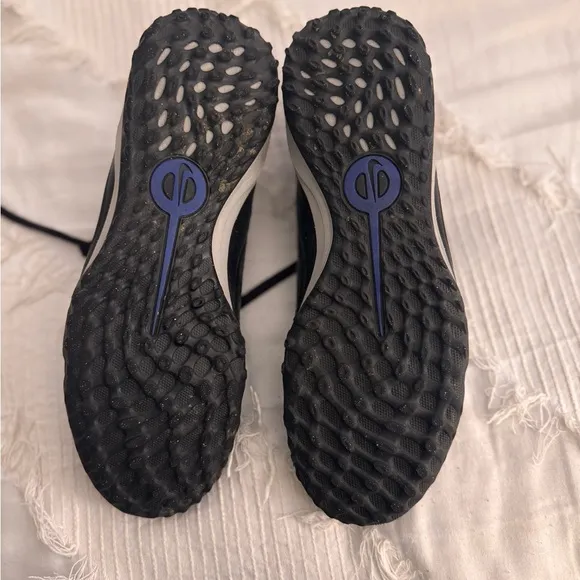 Nike Black Athletic Shoes Indoor Soccer with Knit Material and Firm Sole