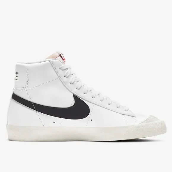 Nike Blazer Mid '77 Vintage Men's Shoes size 10
