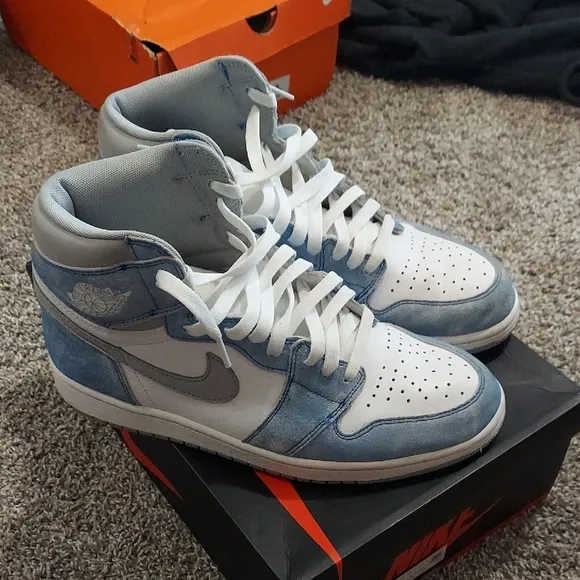 Nike Blue and White Sneakers High-Top Design